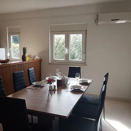 By The Sea Cove Vrbovica Bay - Vrbovica Apartment *