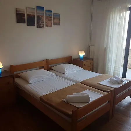 Apartment By The Sea Cove Vrbovica Bay - Vrbovica